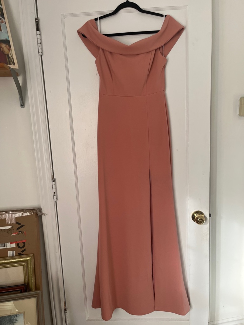 Lulus (M) Long dress with slit